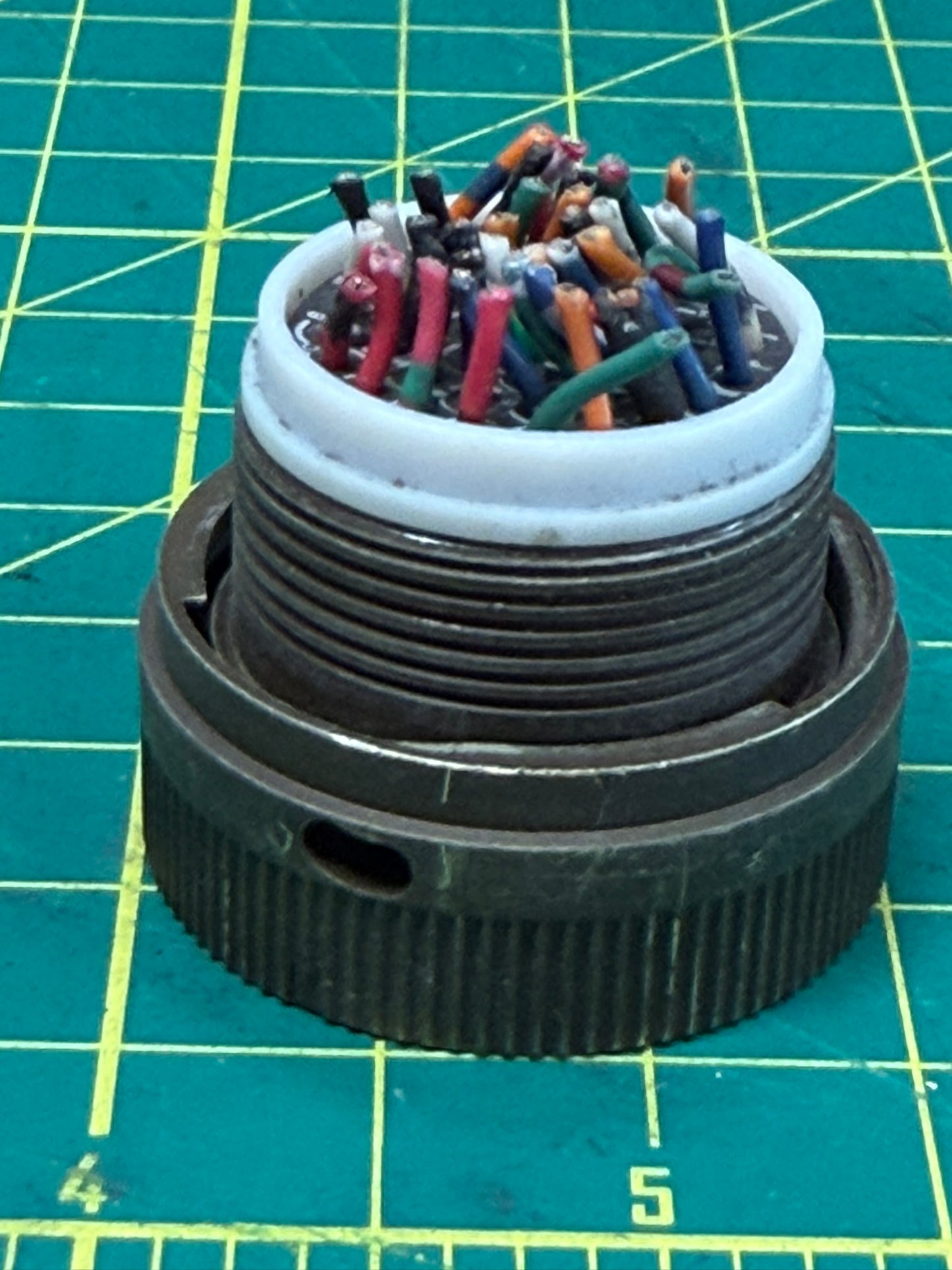 Greeblie Male Circular Connector