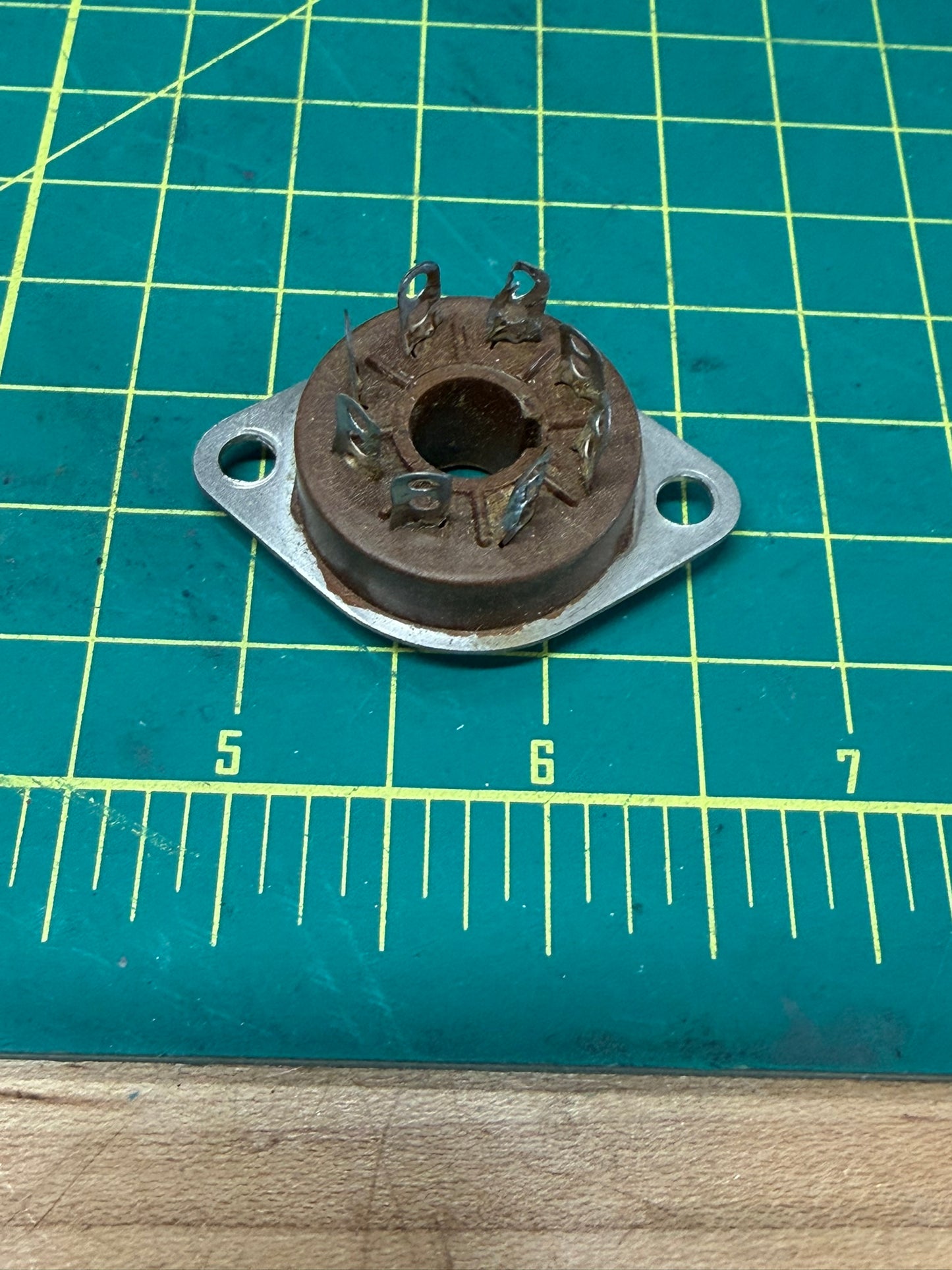 8-Pin Vacuum Tube Socket