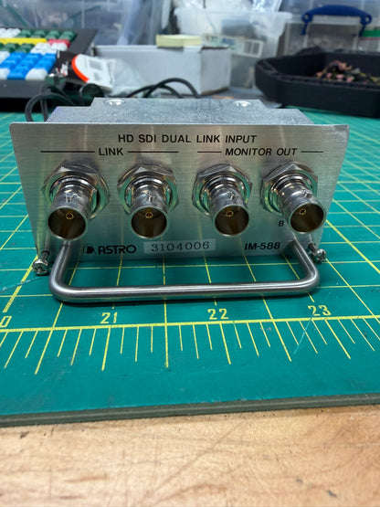 Metal panel with 4 connectors