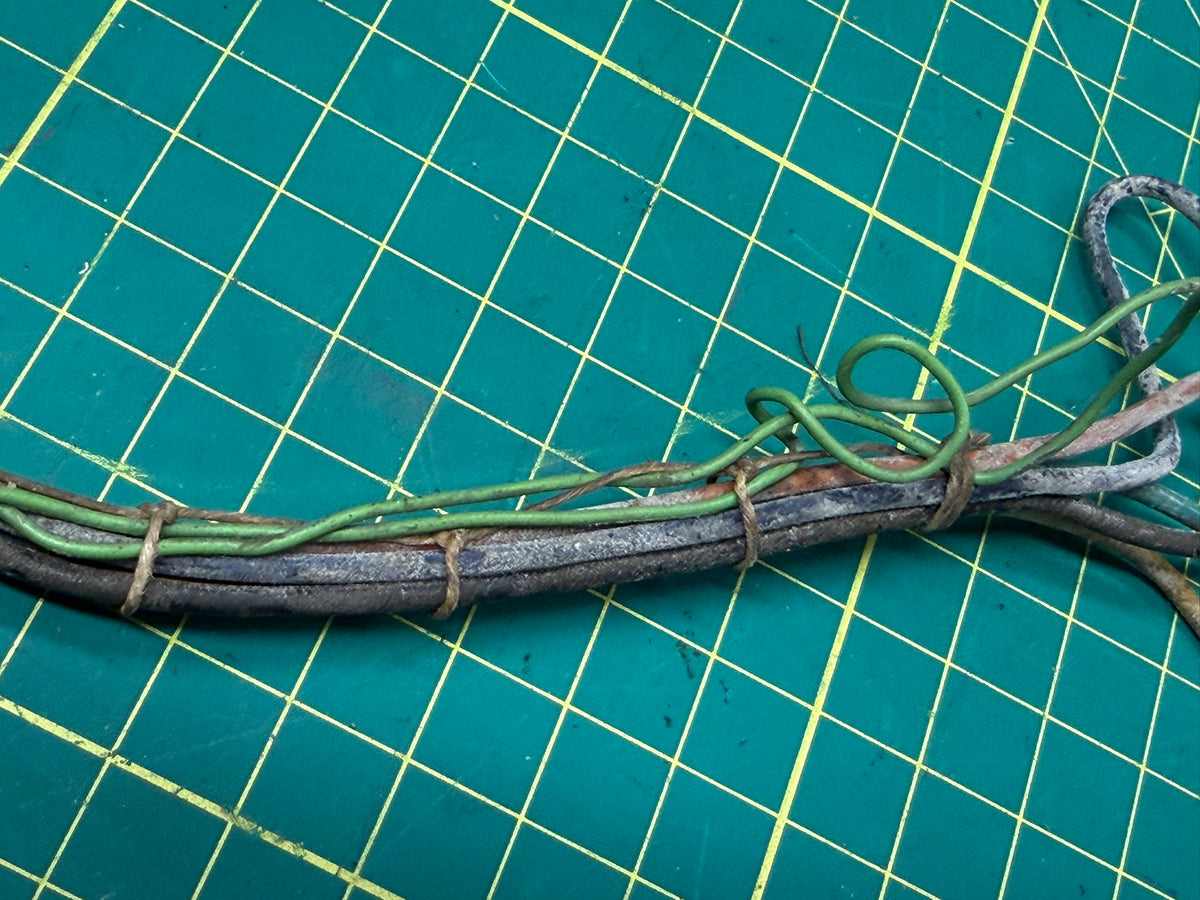 Vintage Wire Loom 5