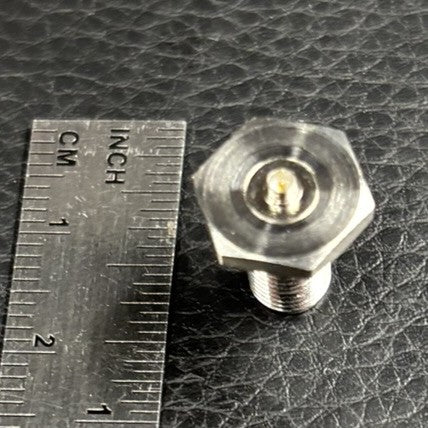 Greeblie - Bulkhead connector 1