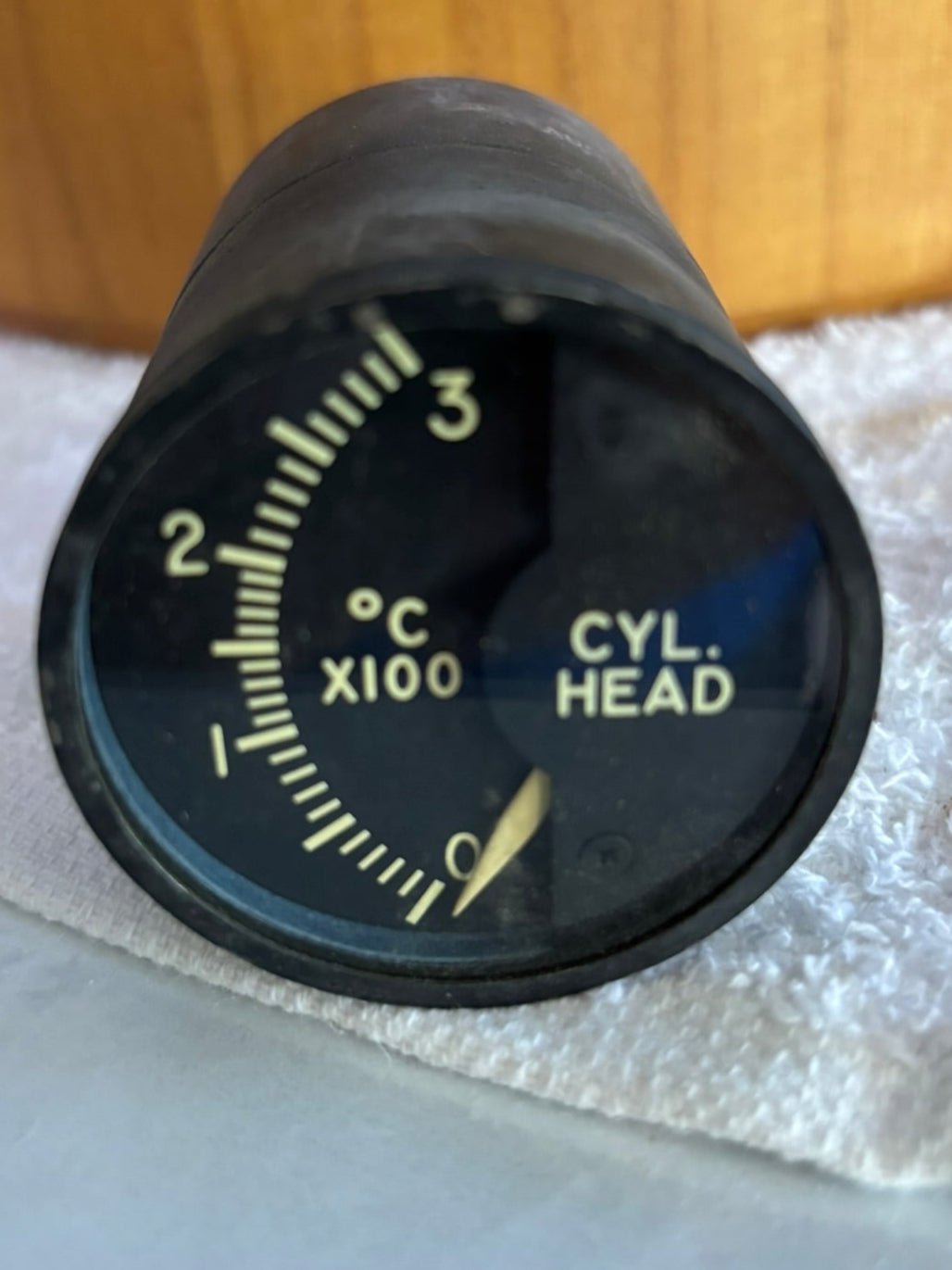 Airplane Gauge 2" - Cylinder Temp Variant 1